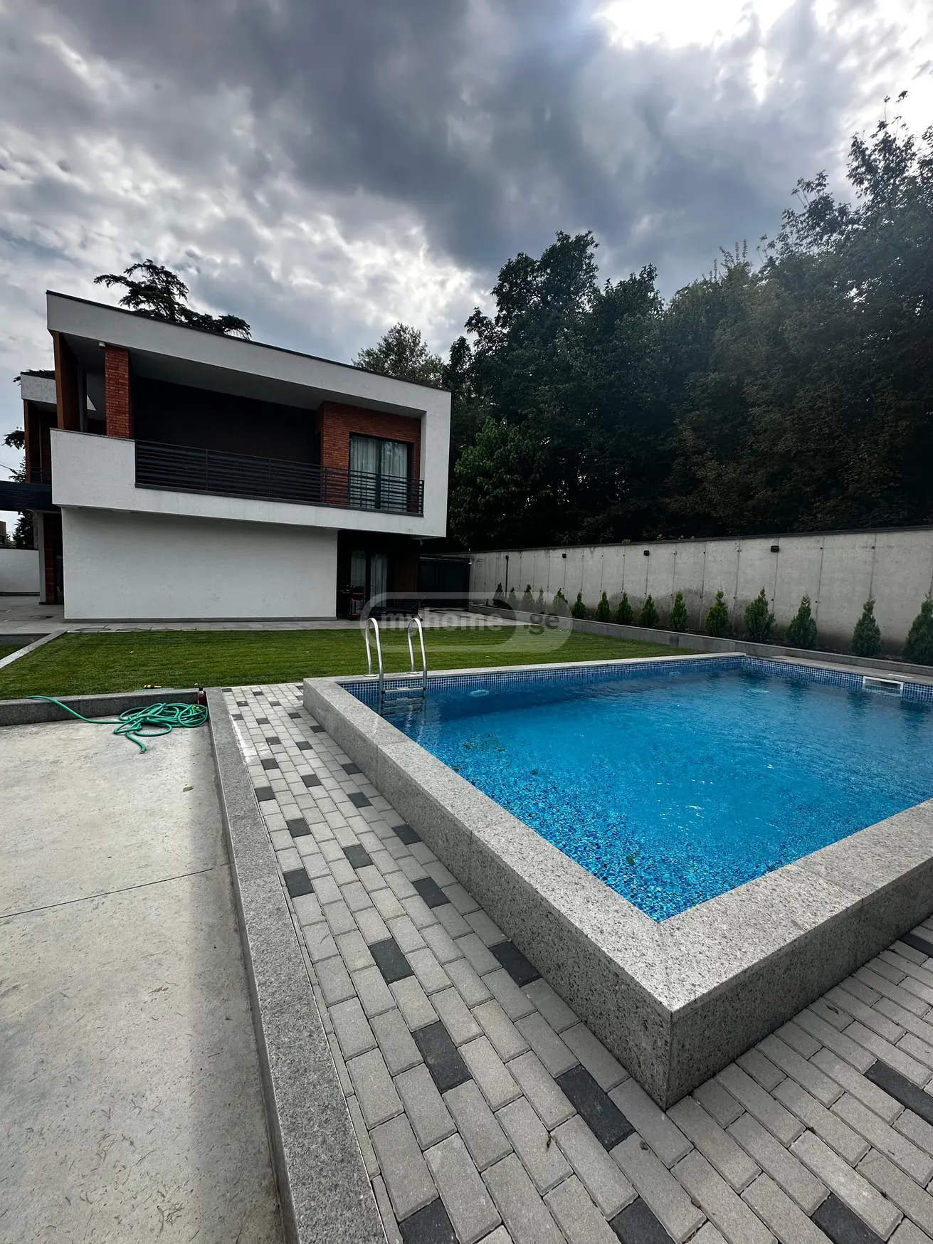 6 Room Private House For Rent In Digomi view 1
