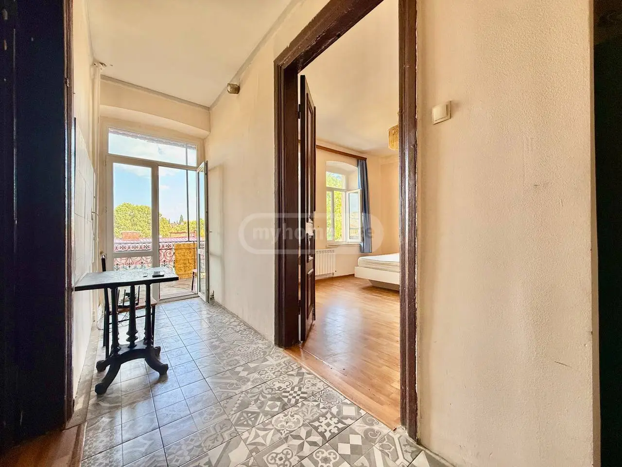 2 Room Apartment For Rent In Sololaki view 2