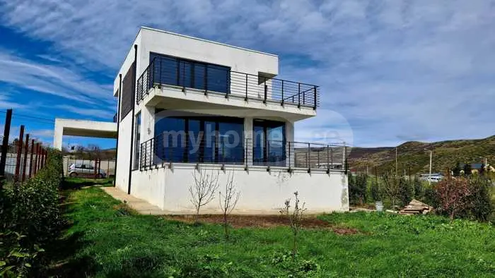 5 Room Private House For Sale view 14