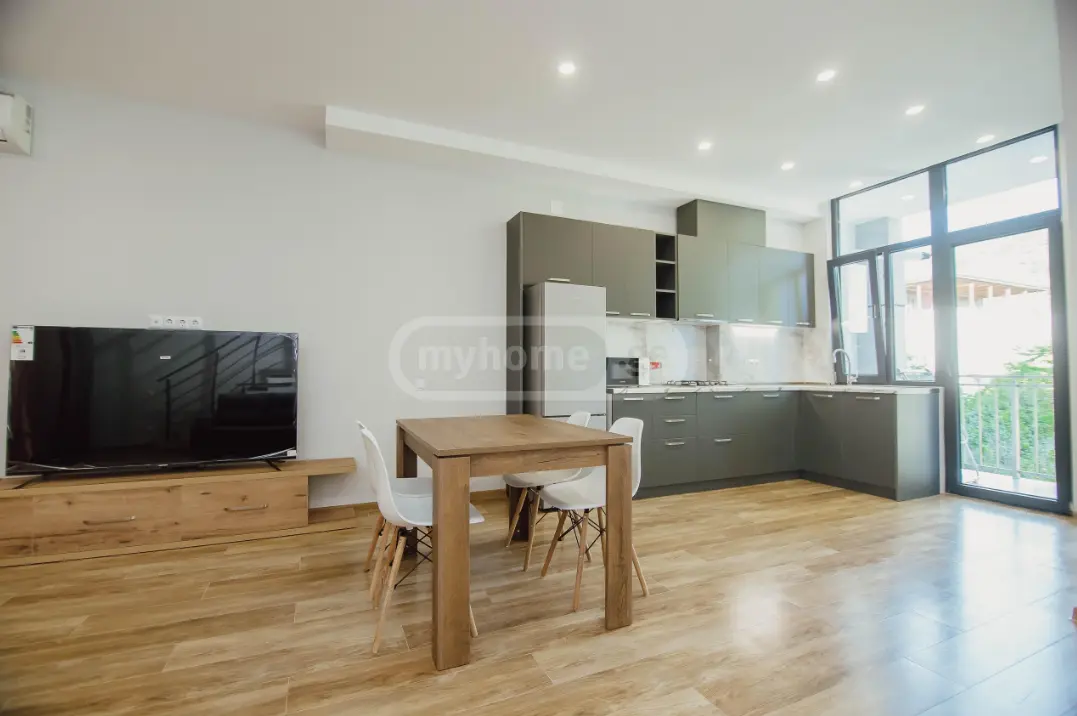 4 Room Private House For Sale view 14
