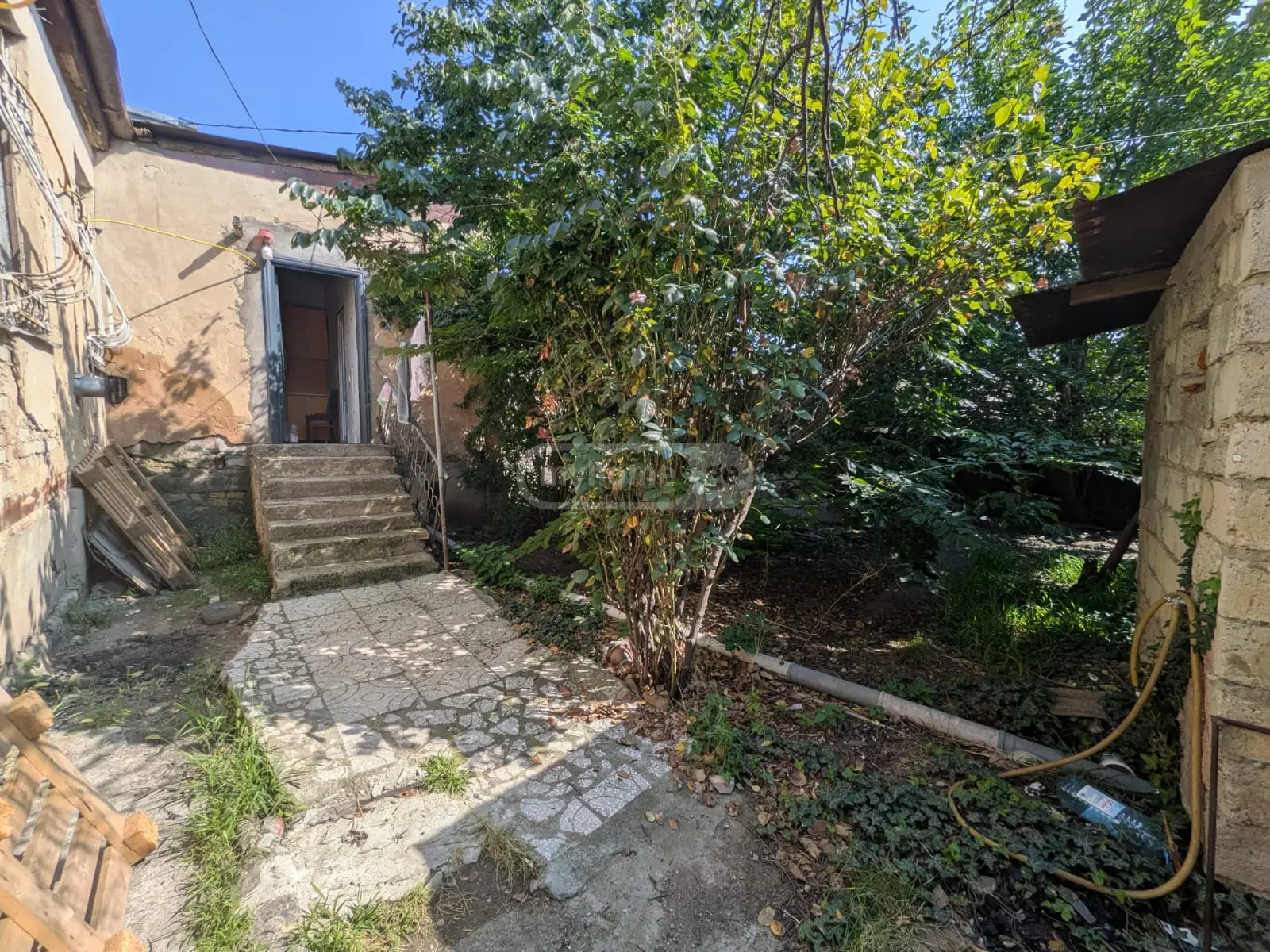4 Room Private House For Sale view 10