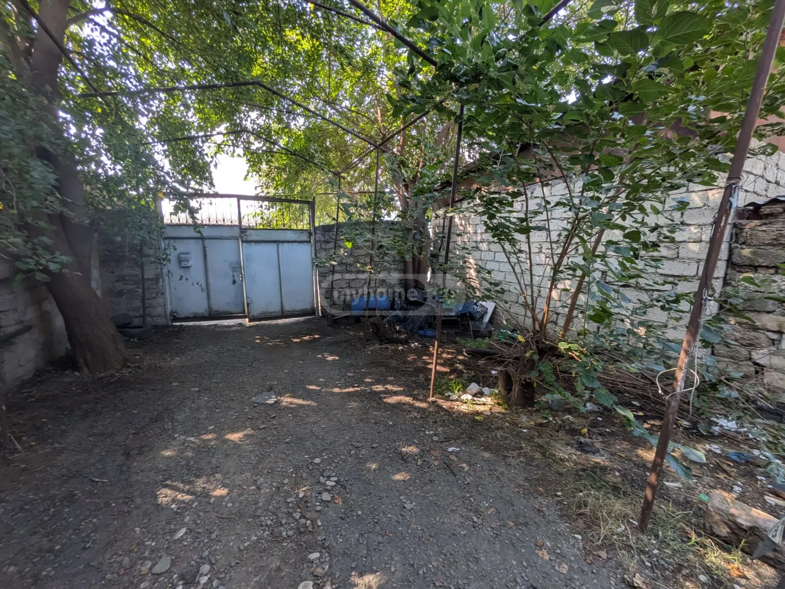 4 Room Private House For Sale view 6