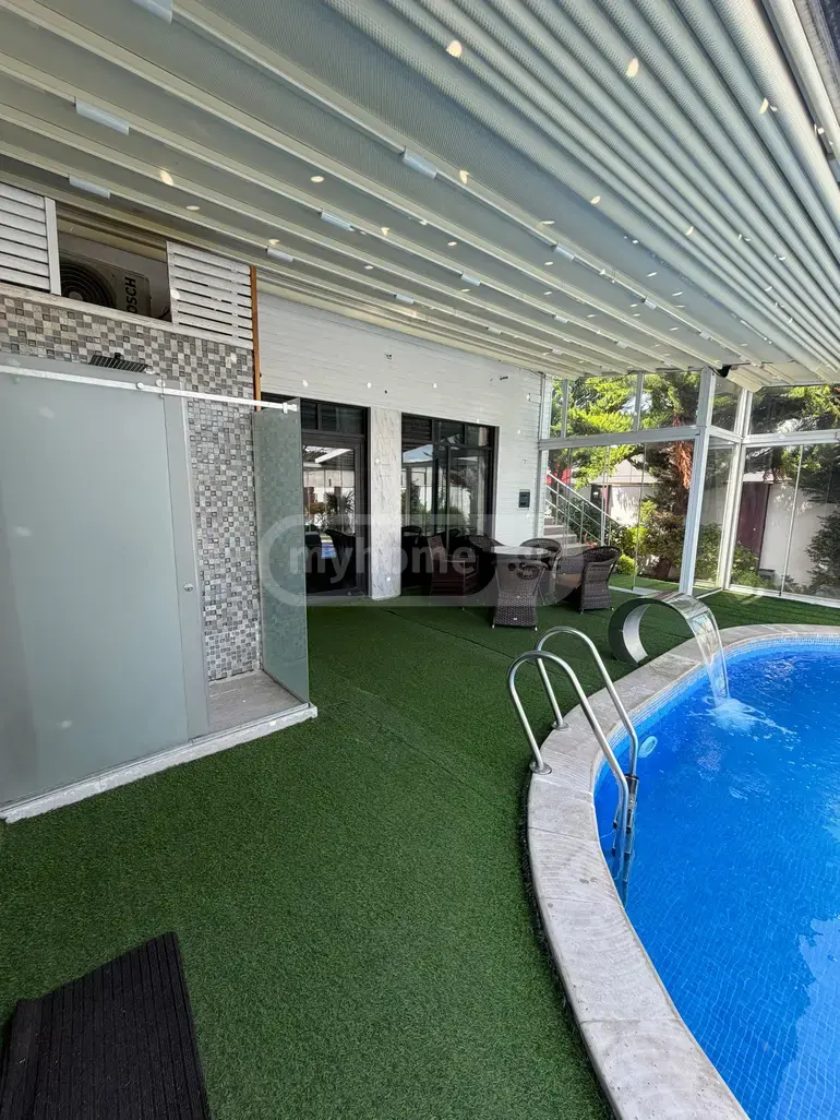 5 Room Country House Daily Rent In Chugureti view 3
