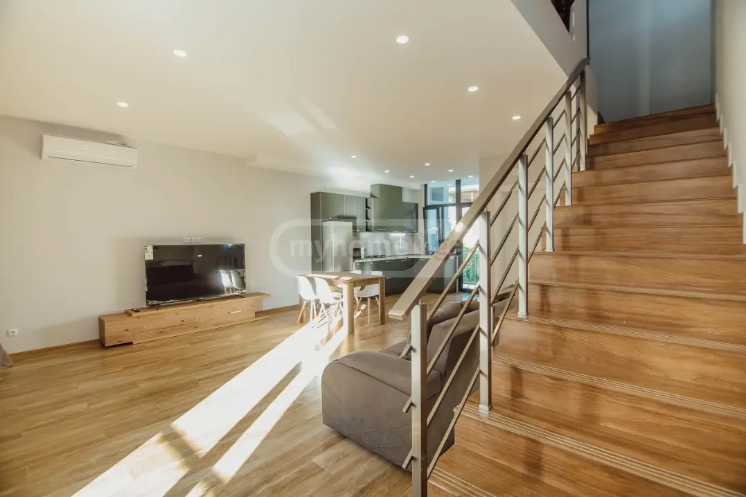4 Room Private House For Sale view 13