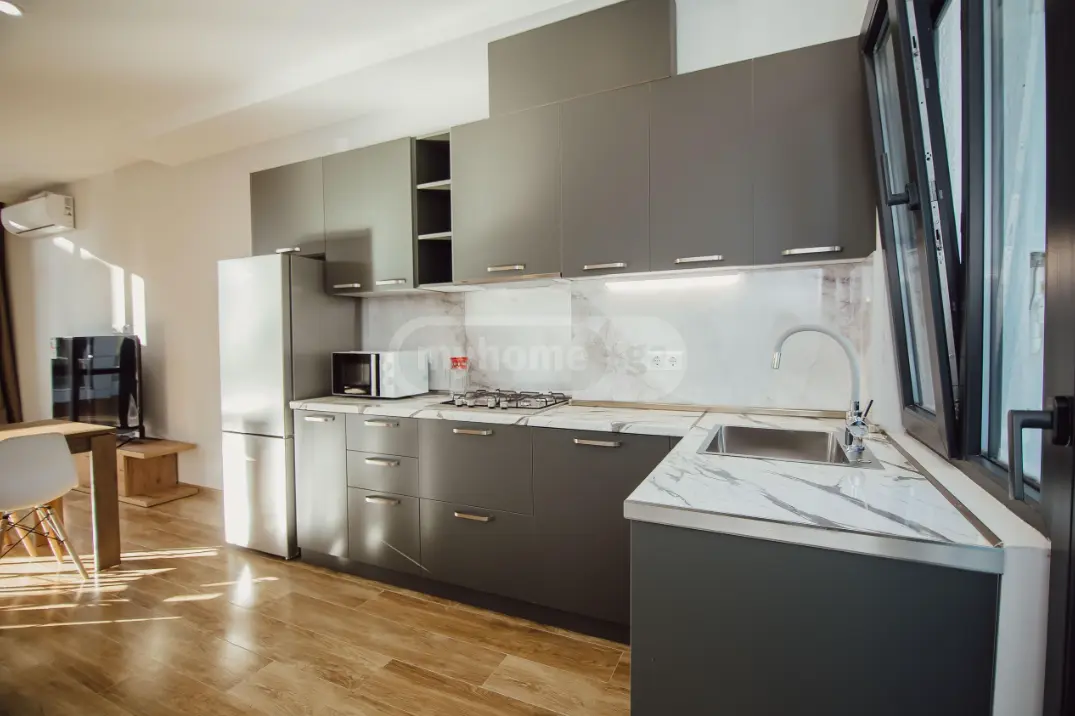 4 Room Private House For Sale view 16