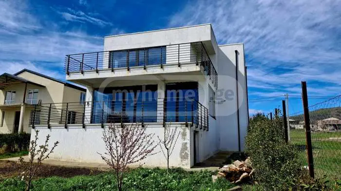 5 Room Private House For Sale view 13
