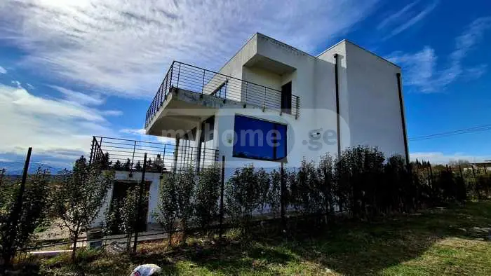 5 Room Private House For Sale view 15