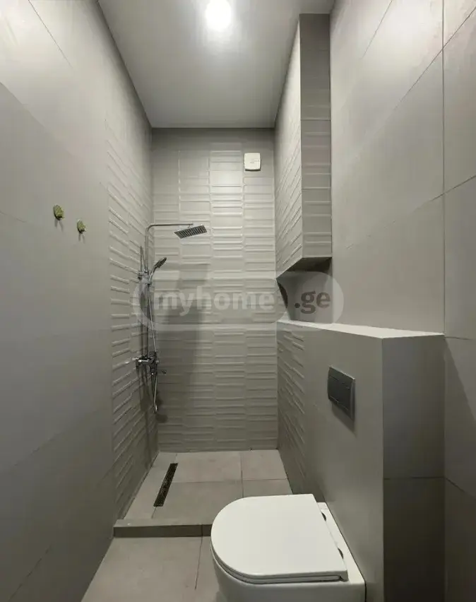 6 Room Private House For Sale view 9