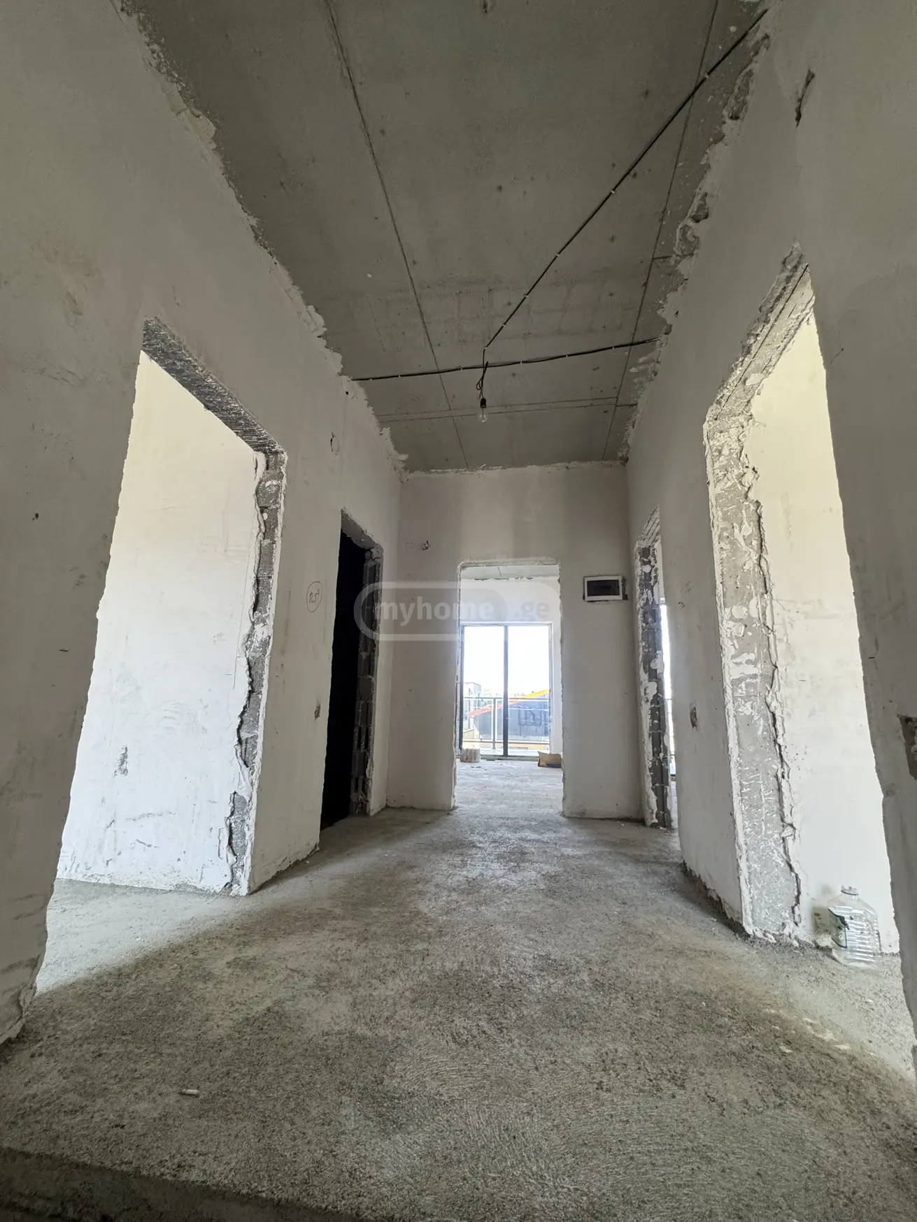 9 Room Private House For Sale view 8