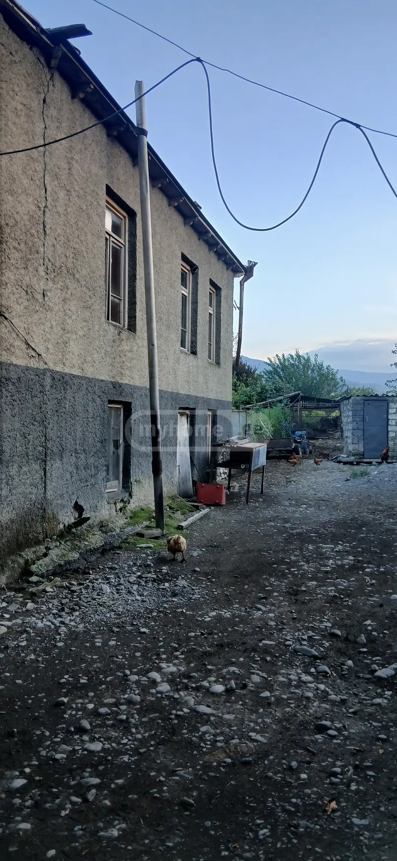 7 Room Private House For Sale view 2