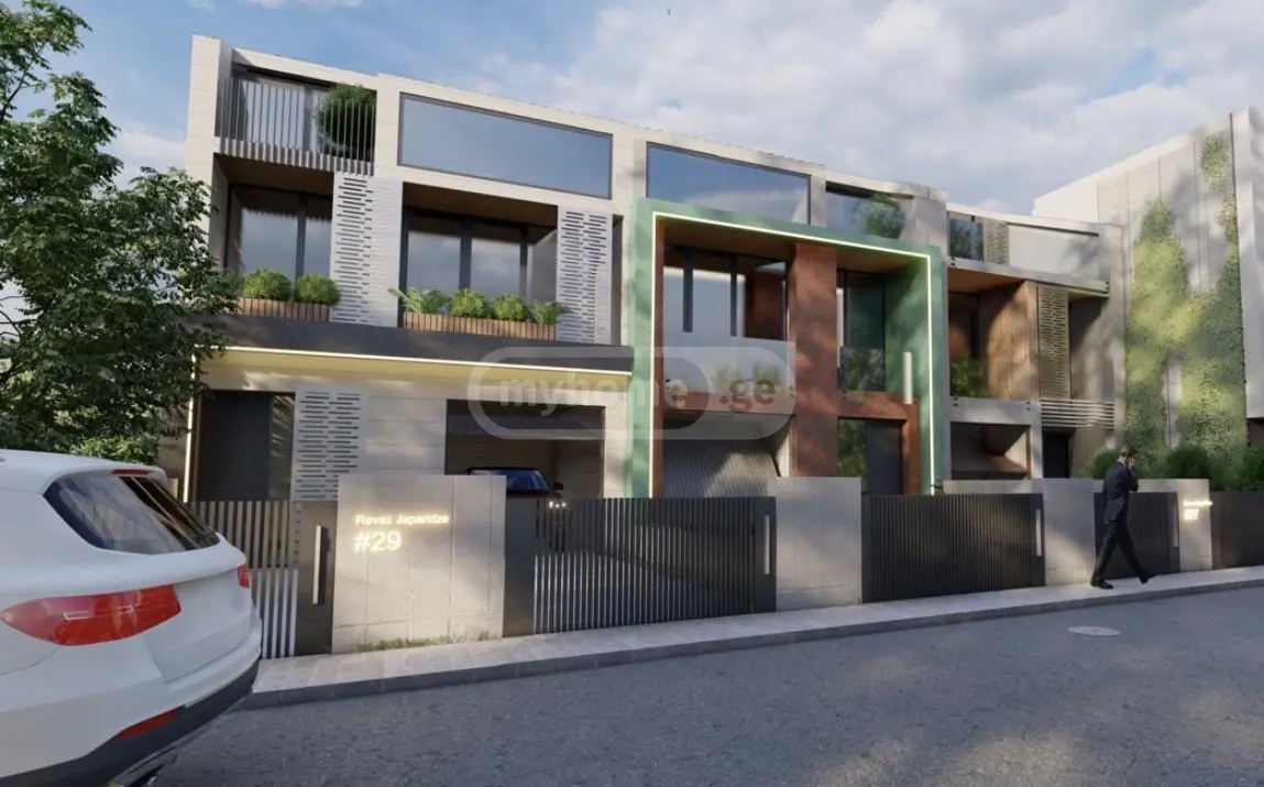 6 Room Private House For Sale view 8