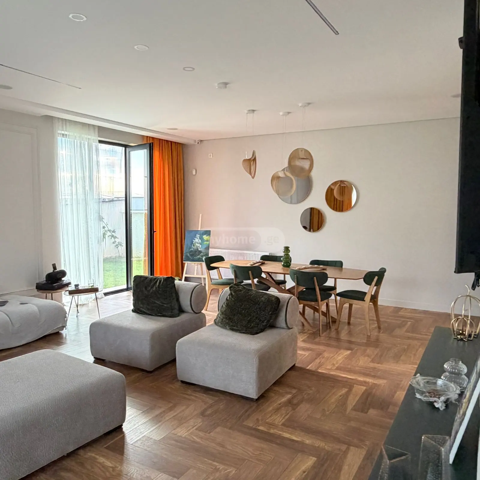 7 Room Private House For Sale view 2