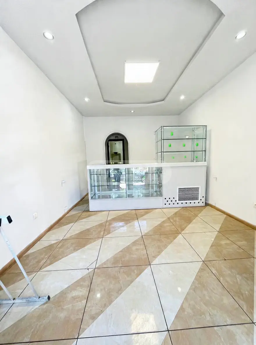 Universal Commercial Area For Sale In Saburtalo view 1