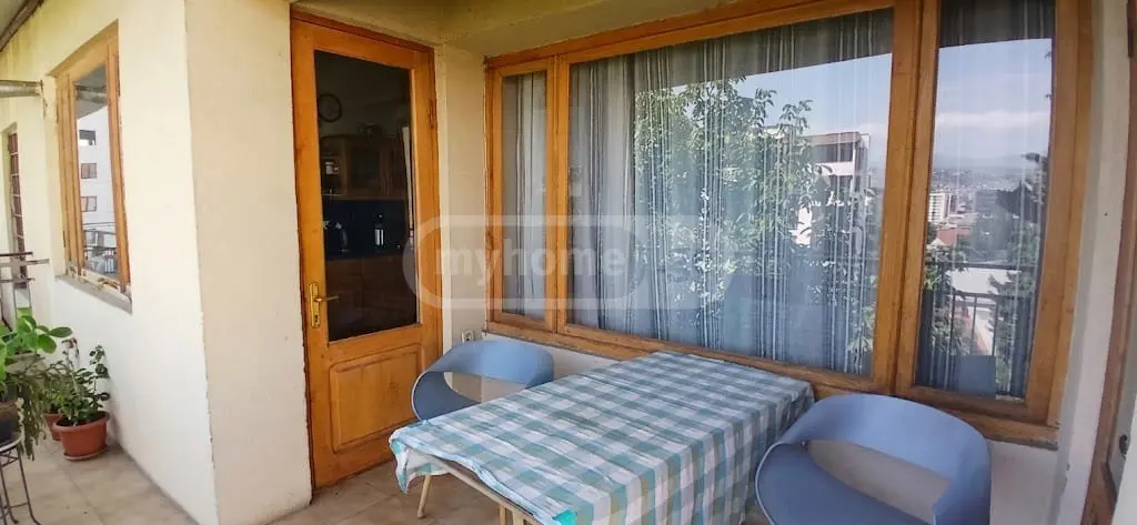 7 Room Hotel For Sale view 5