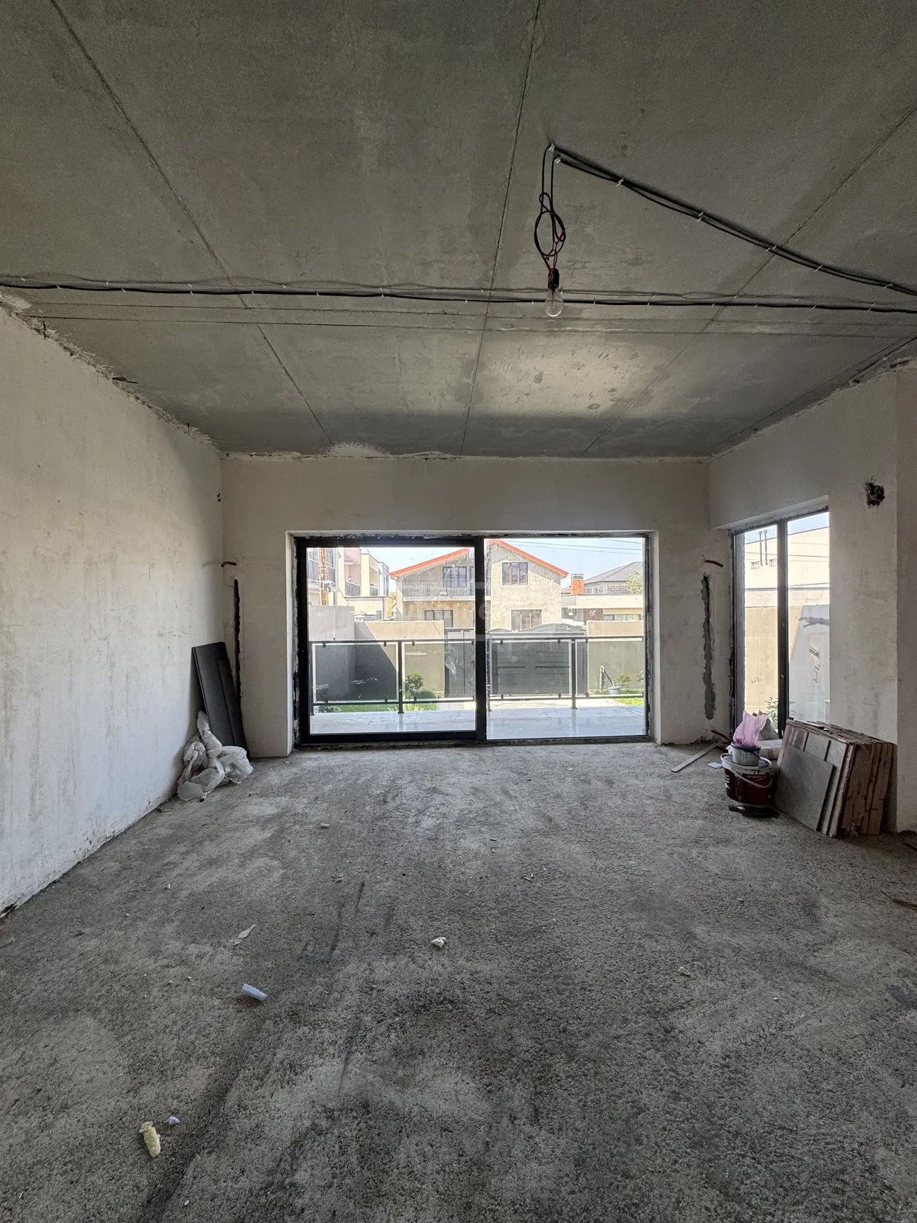 9 Room Private House For Sale view 2
