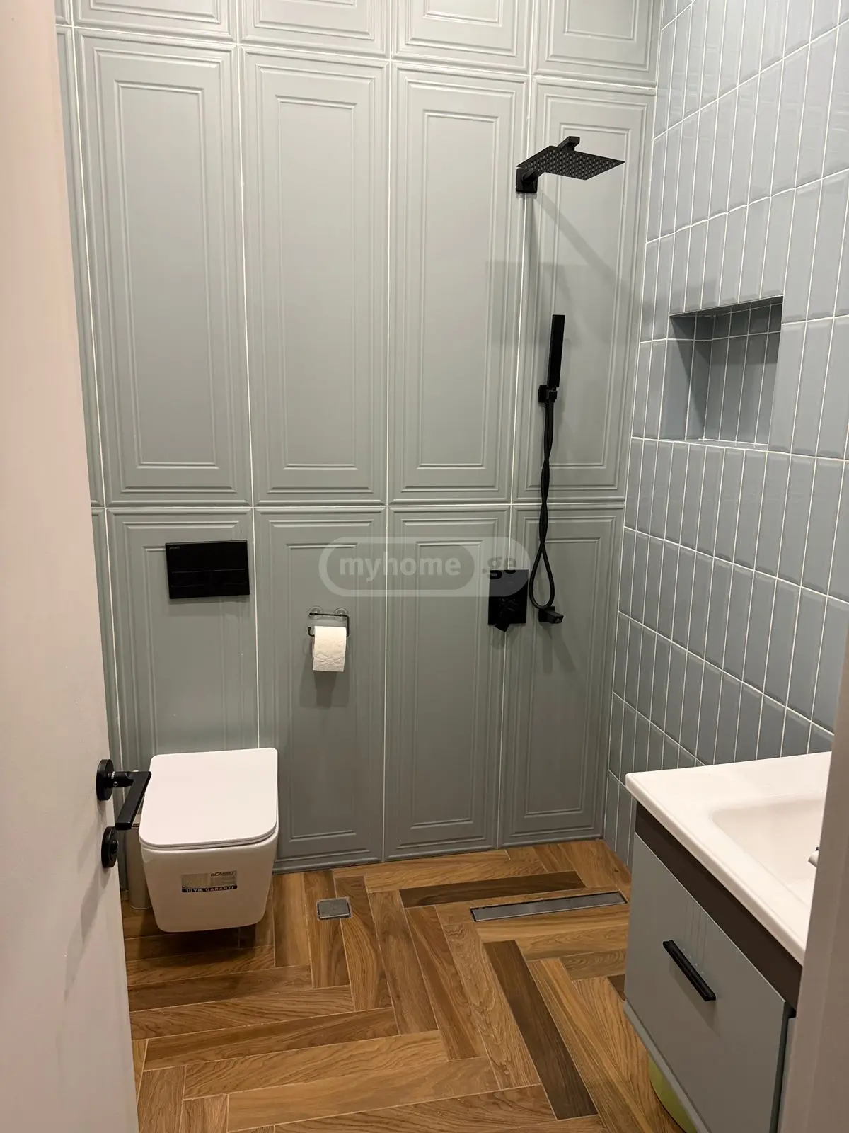 7 Room Private House For Sale view 14