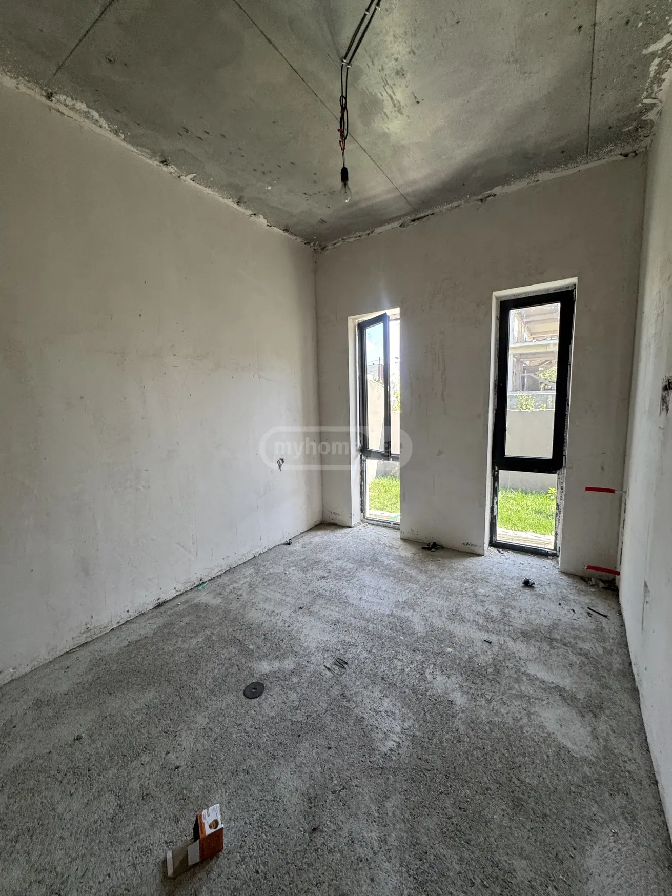 9 Room Private House For Sale view 5