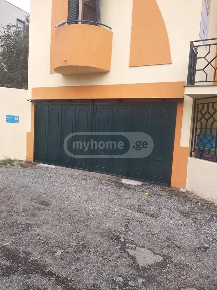 10+ Room Private House For Sale In Saburtalo view 16