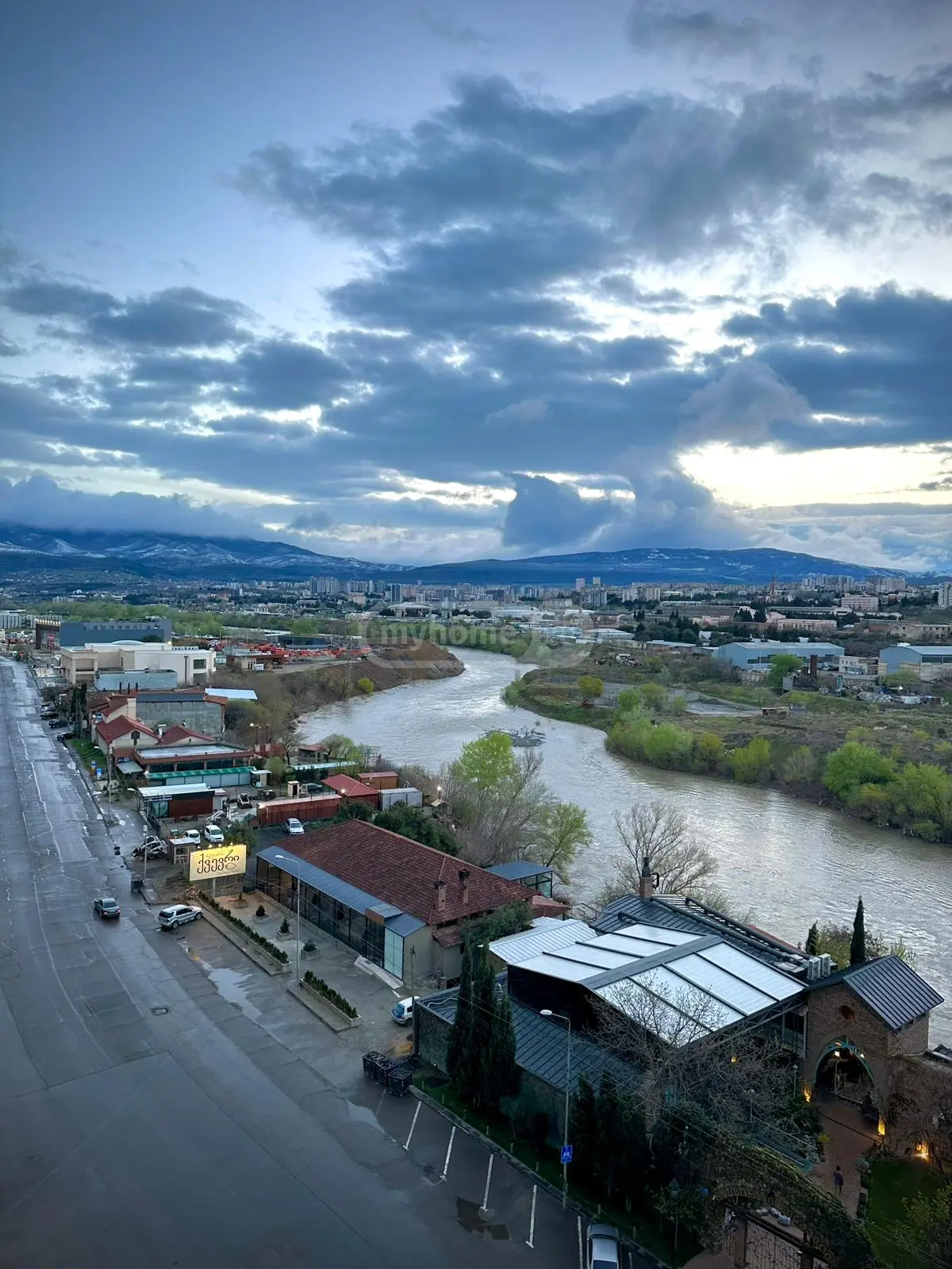 3 Room Apartment For Sale view 1