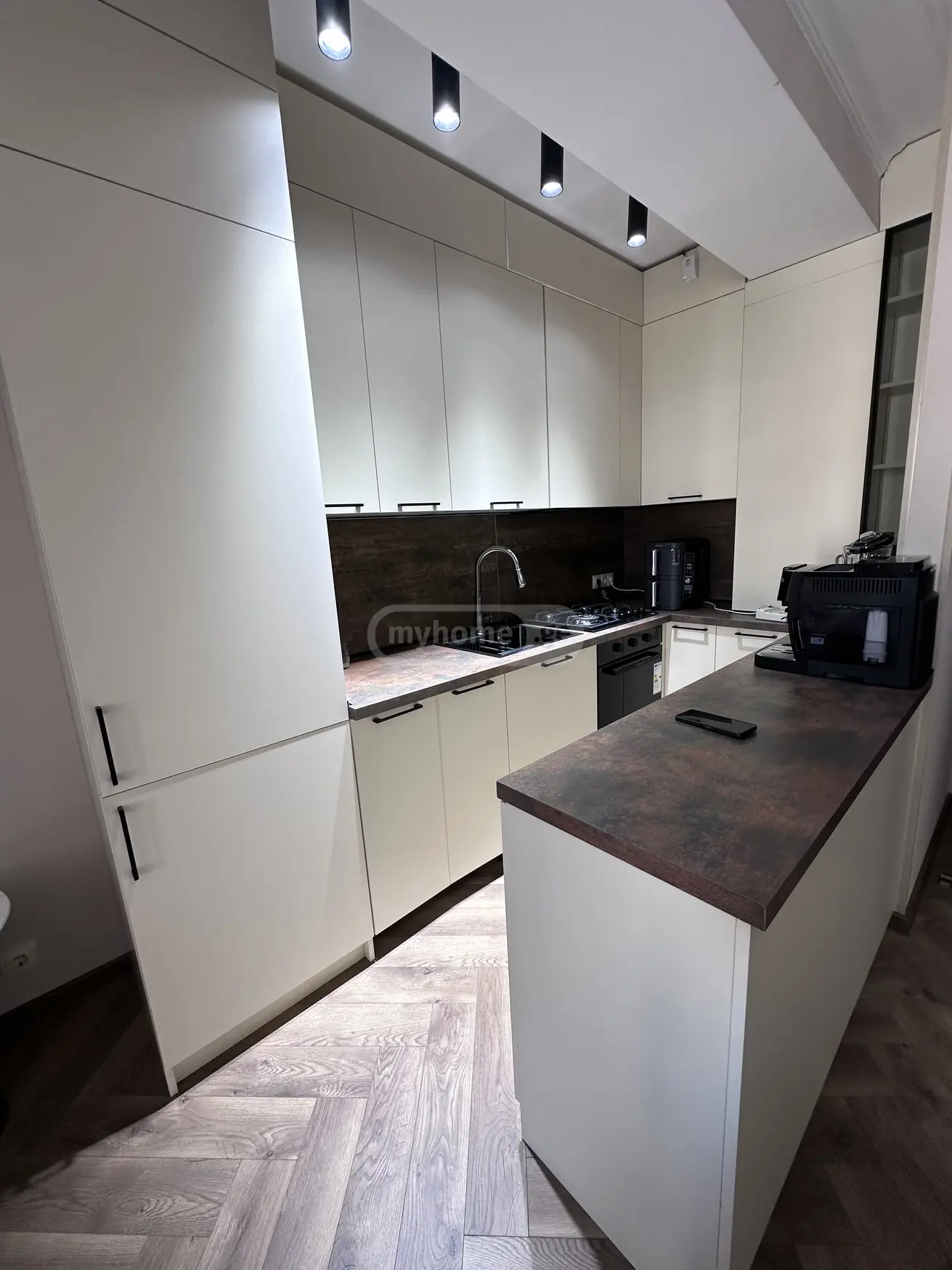 2 Room Apartment For Sale view 6