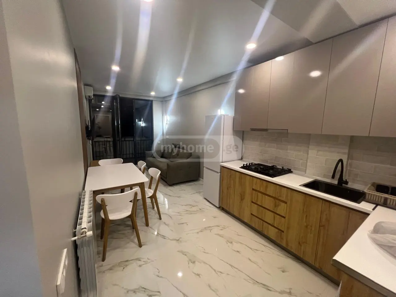 2 Room Apartment Daily Rent In Batumi view 8