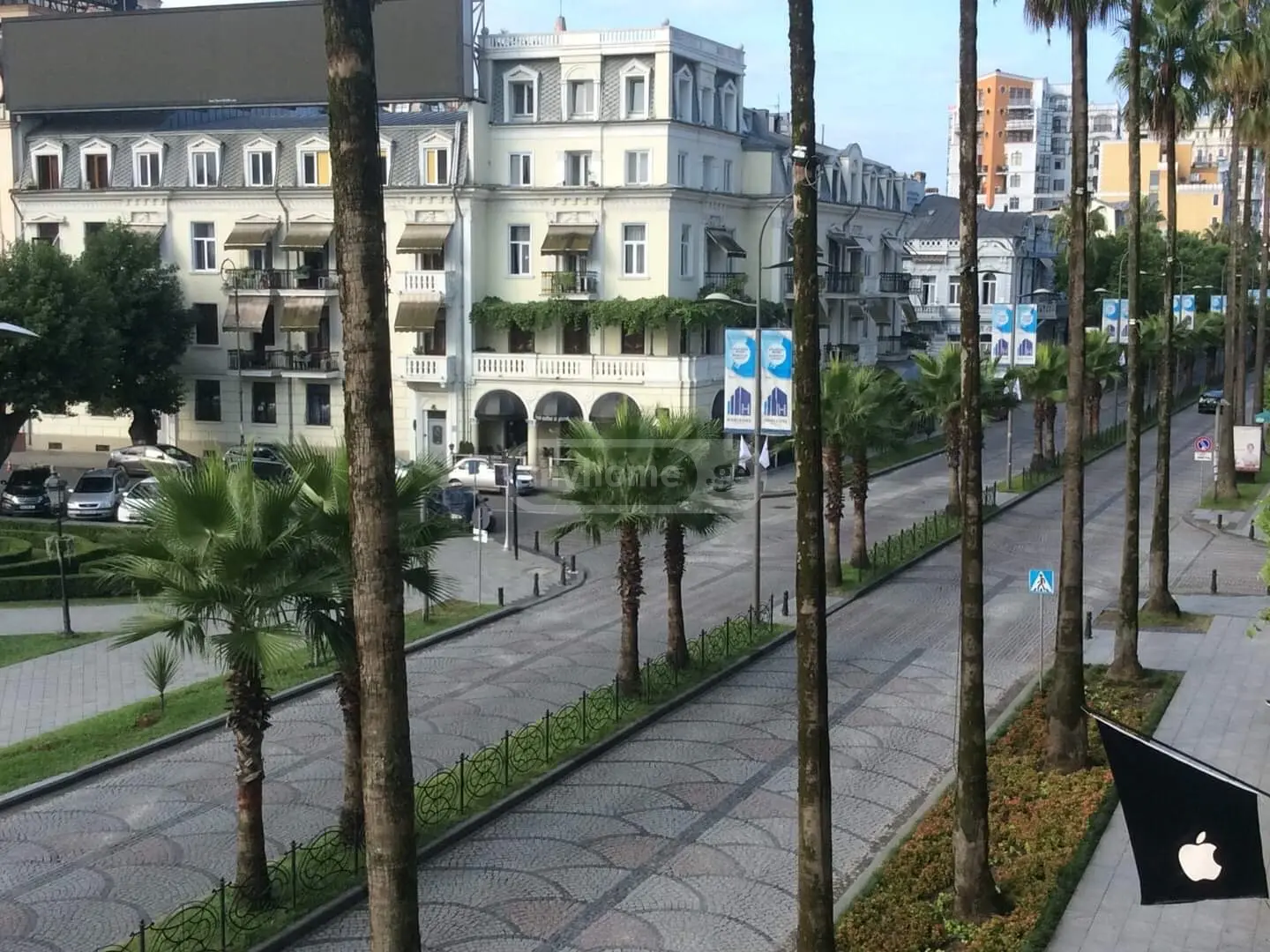 2 Room Apartment Daily Rent In Batumi view 3