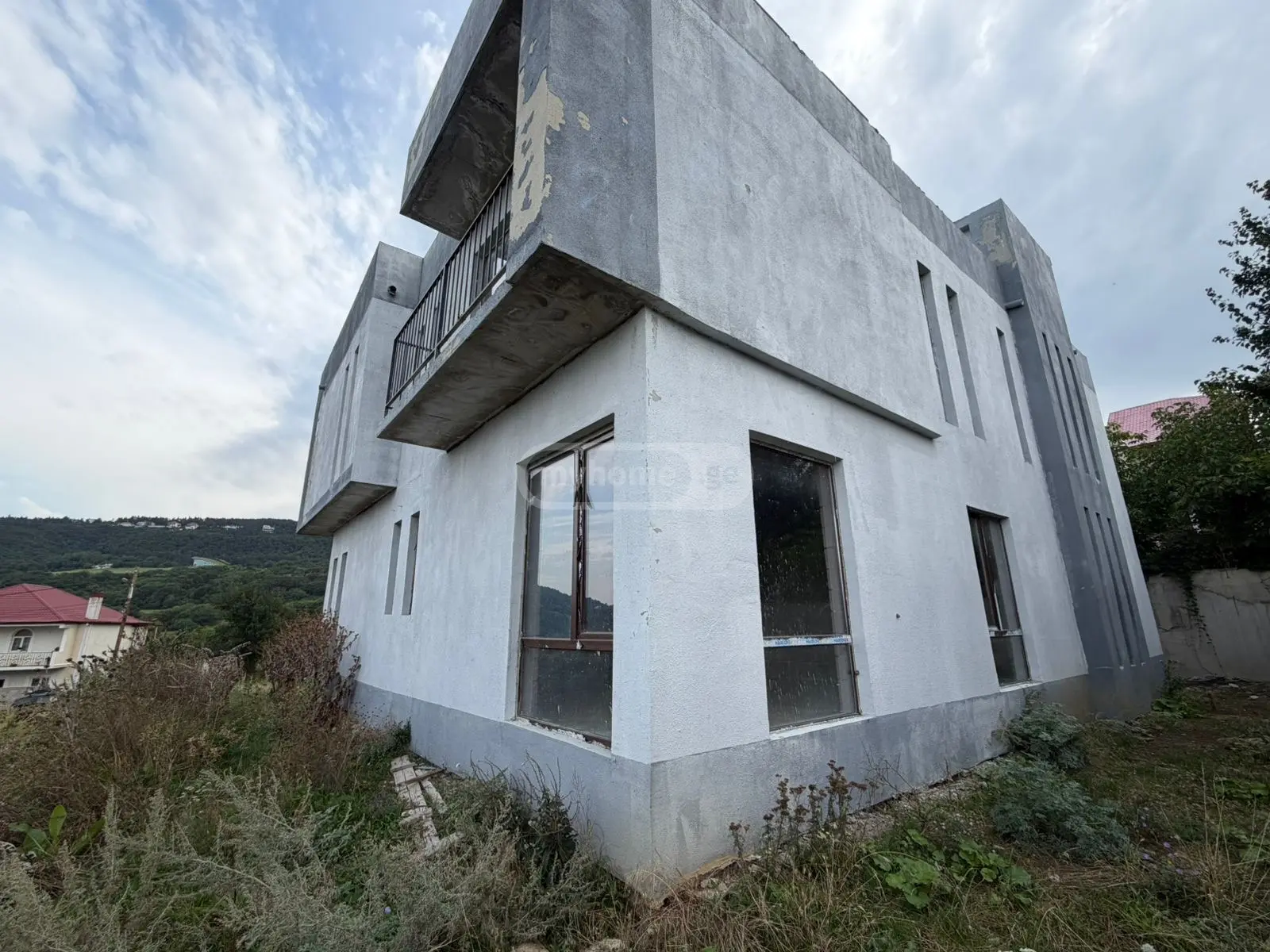 7 Room Private House For Sale view 12