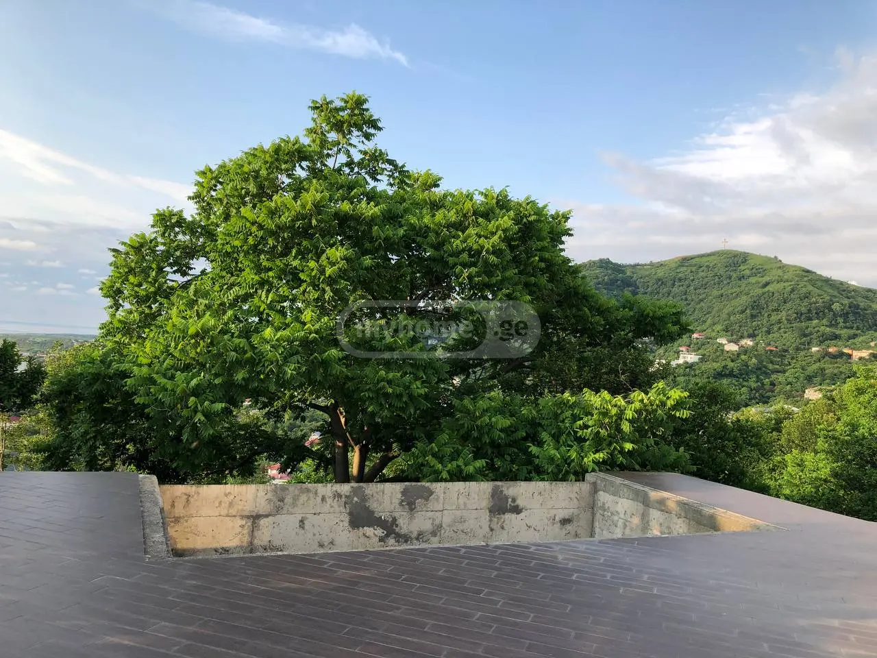 8 Room Private House For Sale view 6