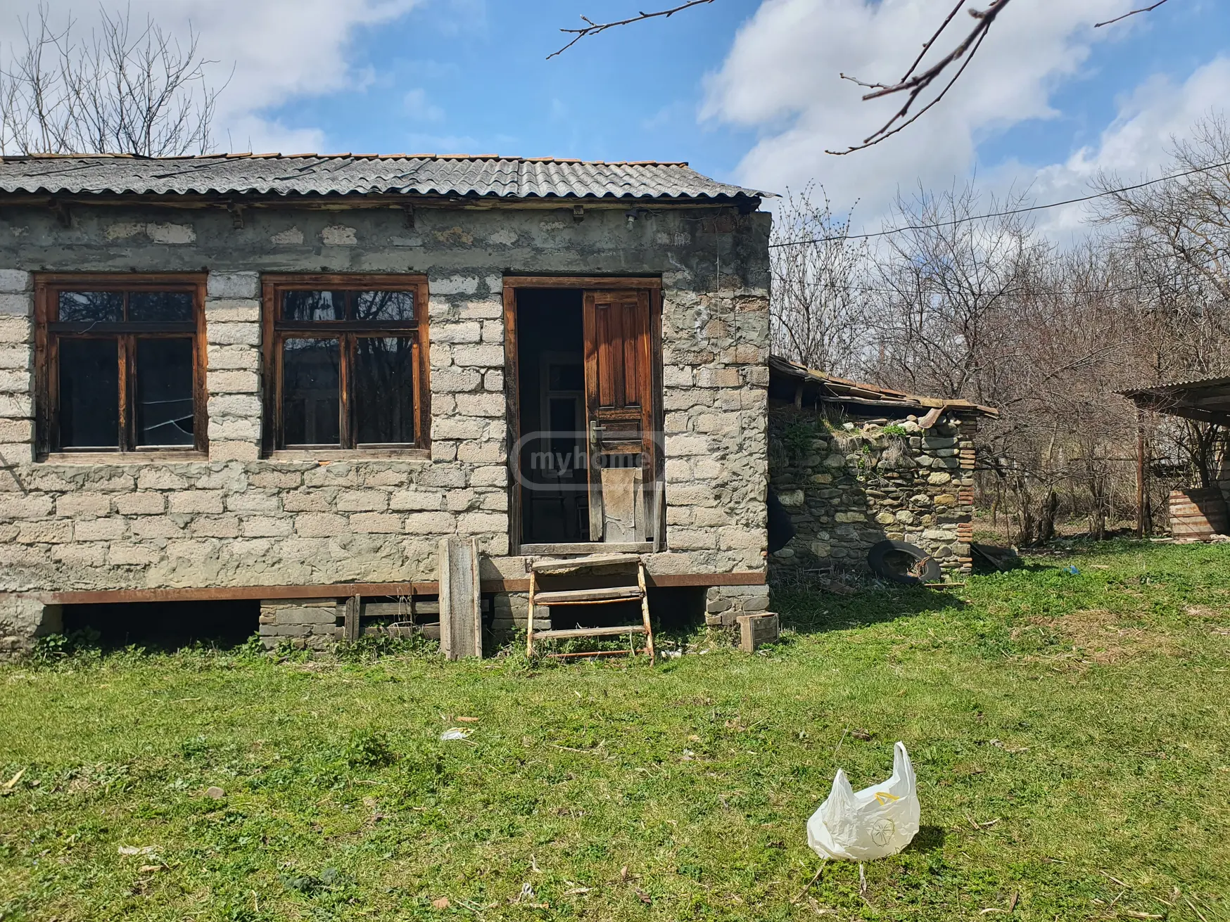 3 Room Country House For Sale view 6