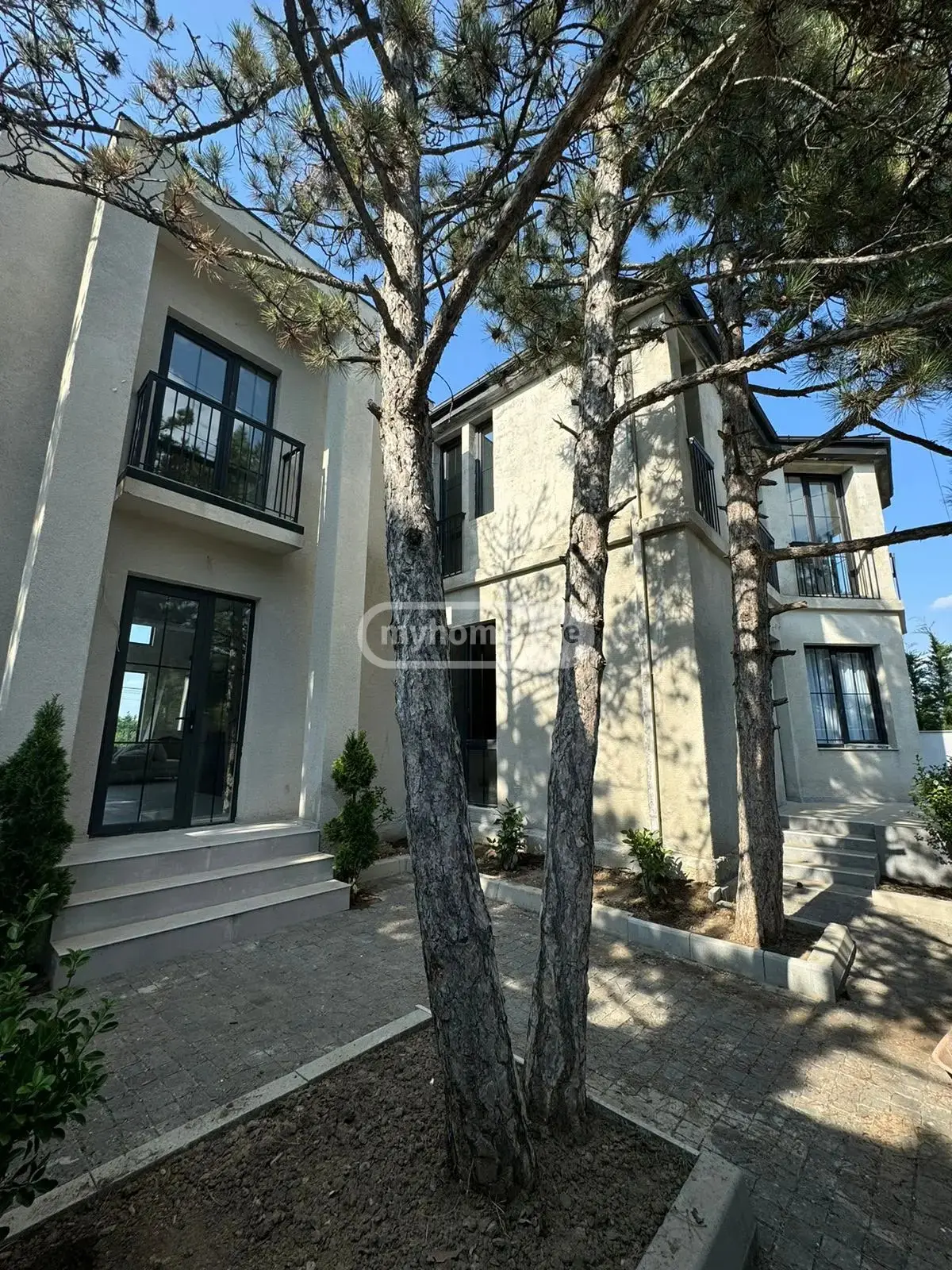 10+ Room Private House For Rent In Kaklebi view 1