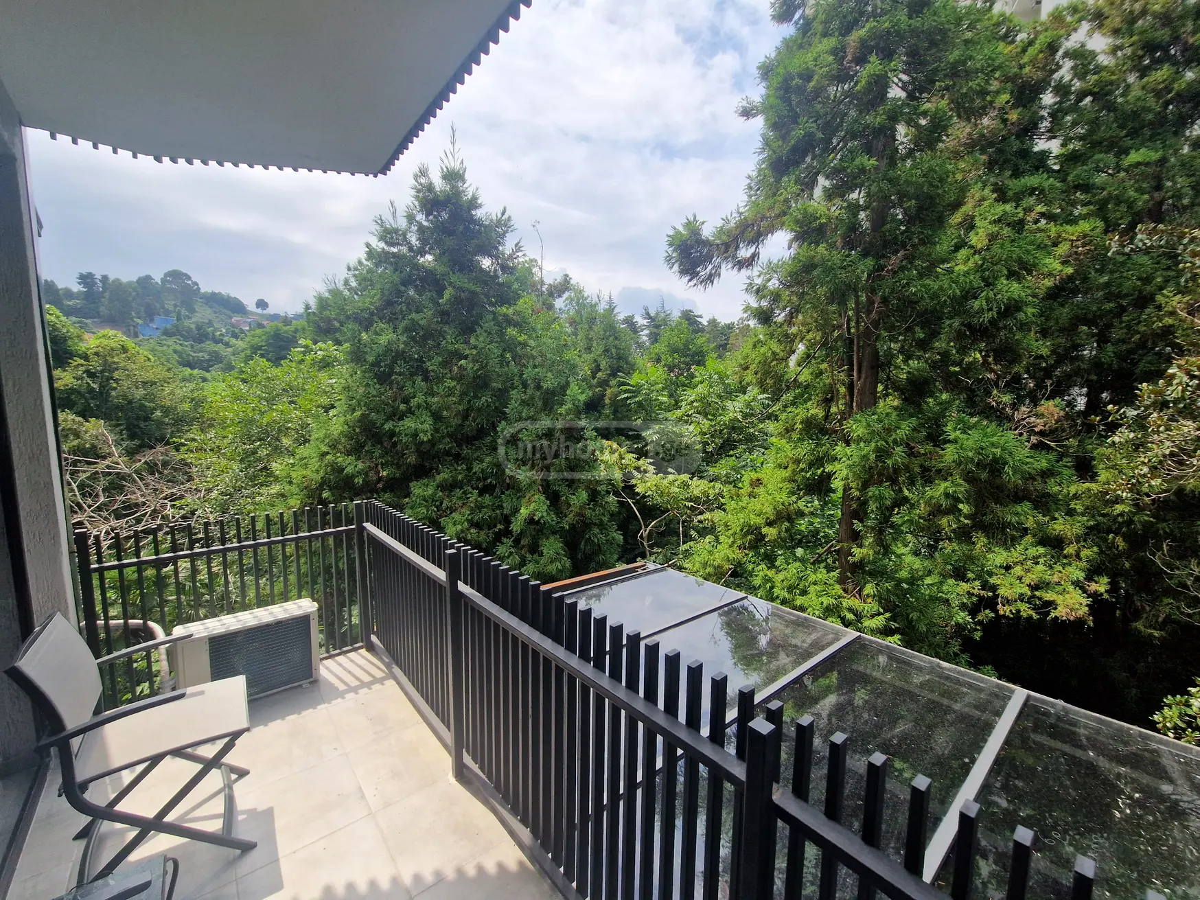 6 Room Hotel Daily Rent In Batumi view 7