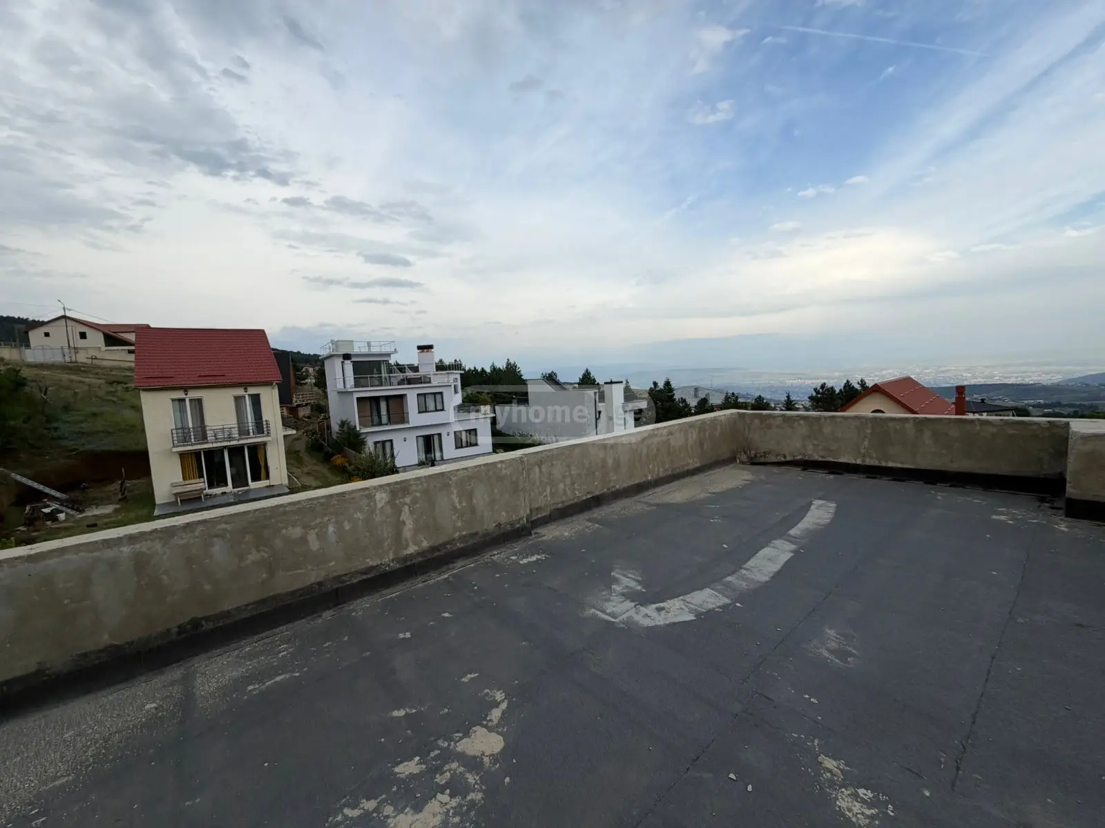 7 Room Private House For Sale view 15