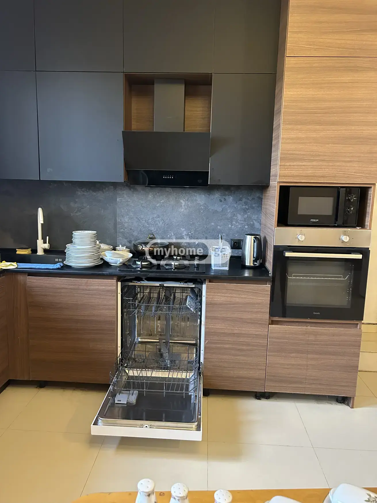 6 Room Country House For Rent In Elia view 3