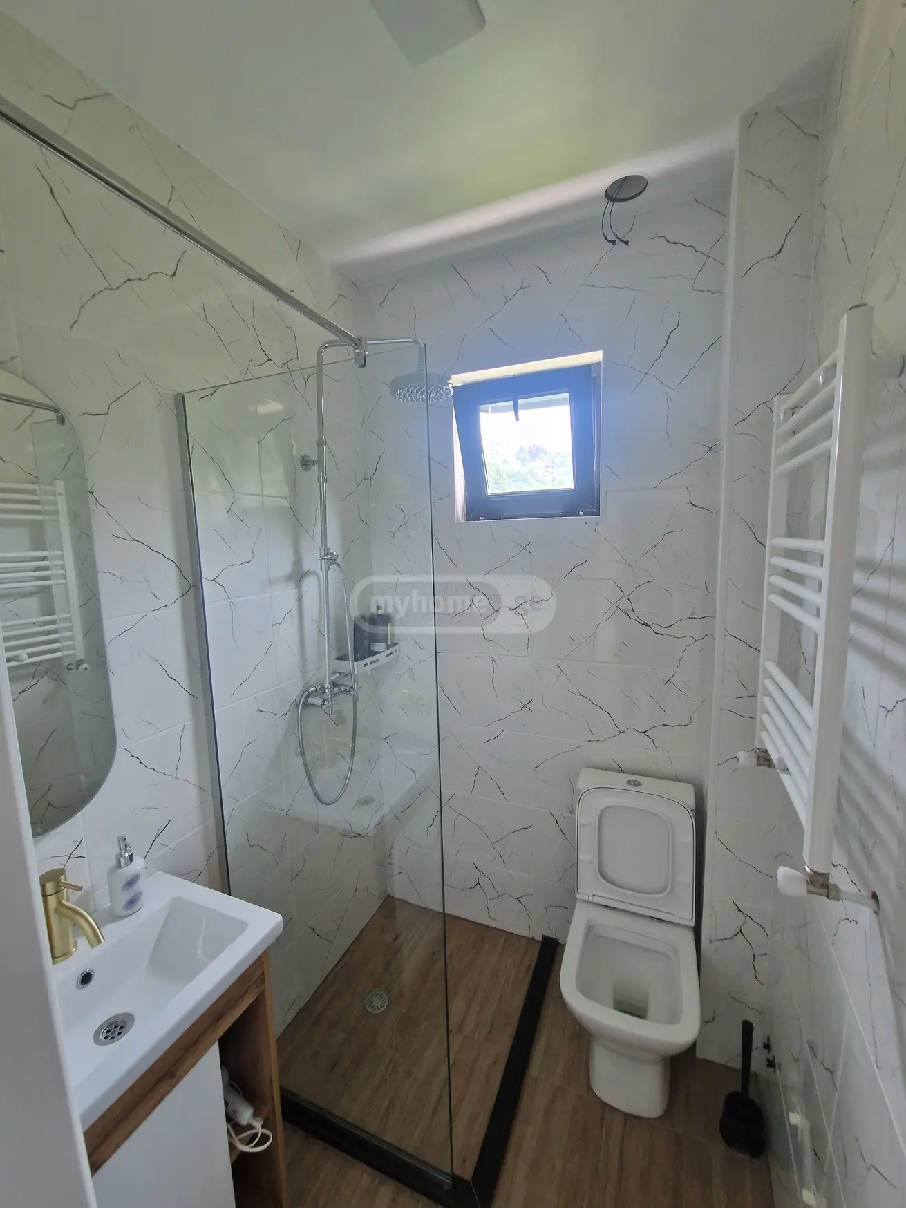 6 Room Hotel Daily Rent In Batumi view 6