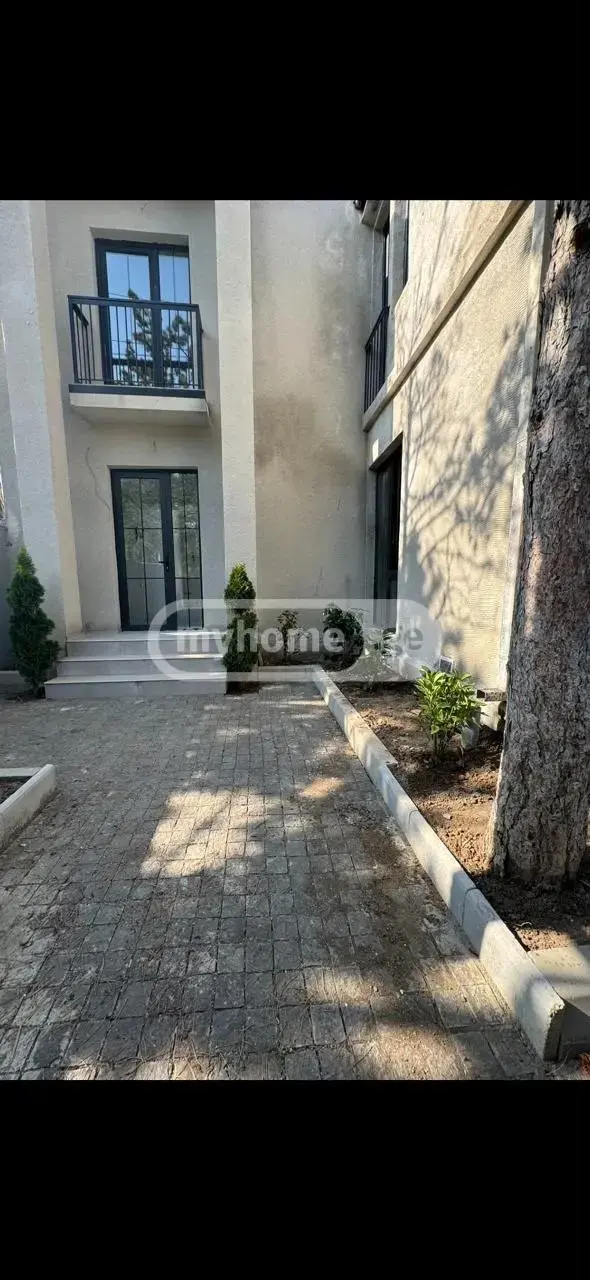 10+ Room Private House For Rent In Kaklebi view 3