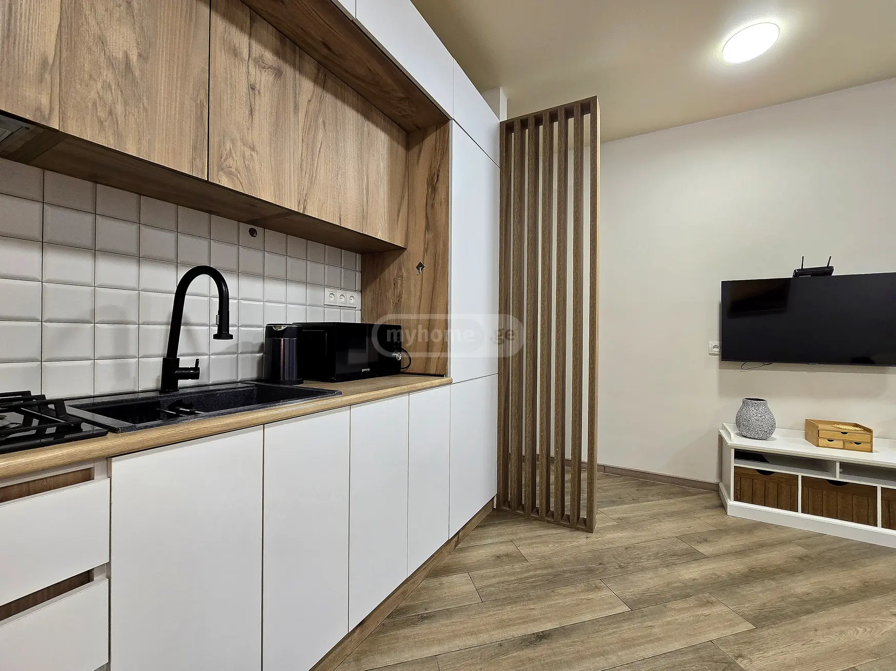 2 Room Apartment For Rent In Old Batumi District, In Batumi view 9