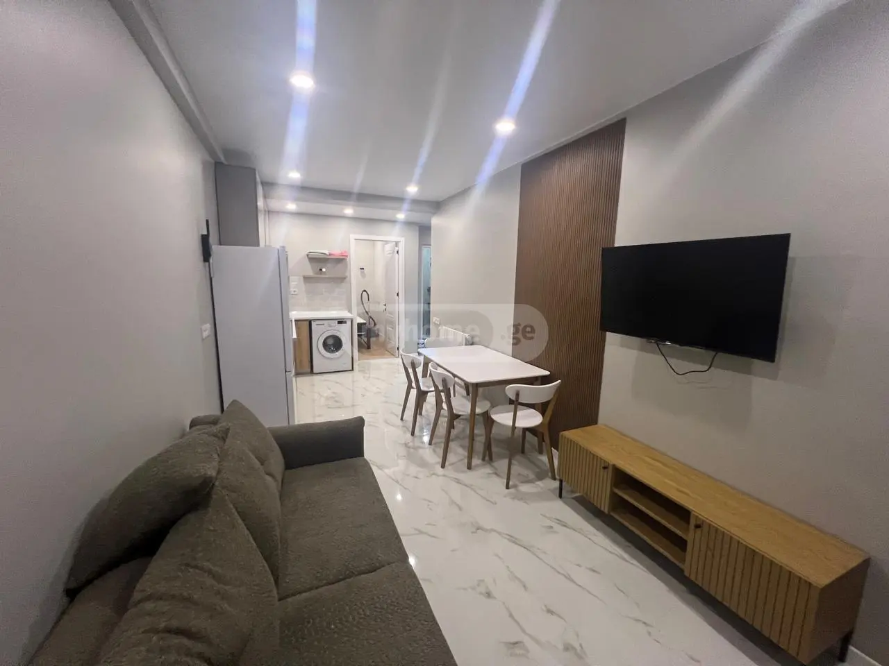 2 Room Apartment Daily Rent In Batumi view 11