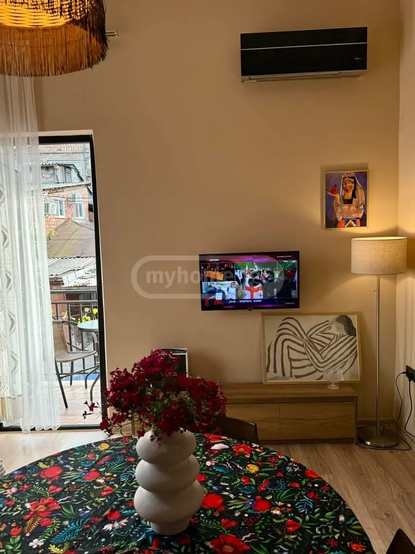 3 Room Apartment Daily Rent In Old Batumi District, In Batumi view 5