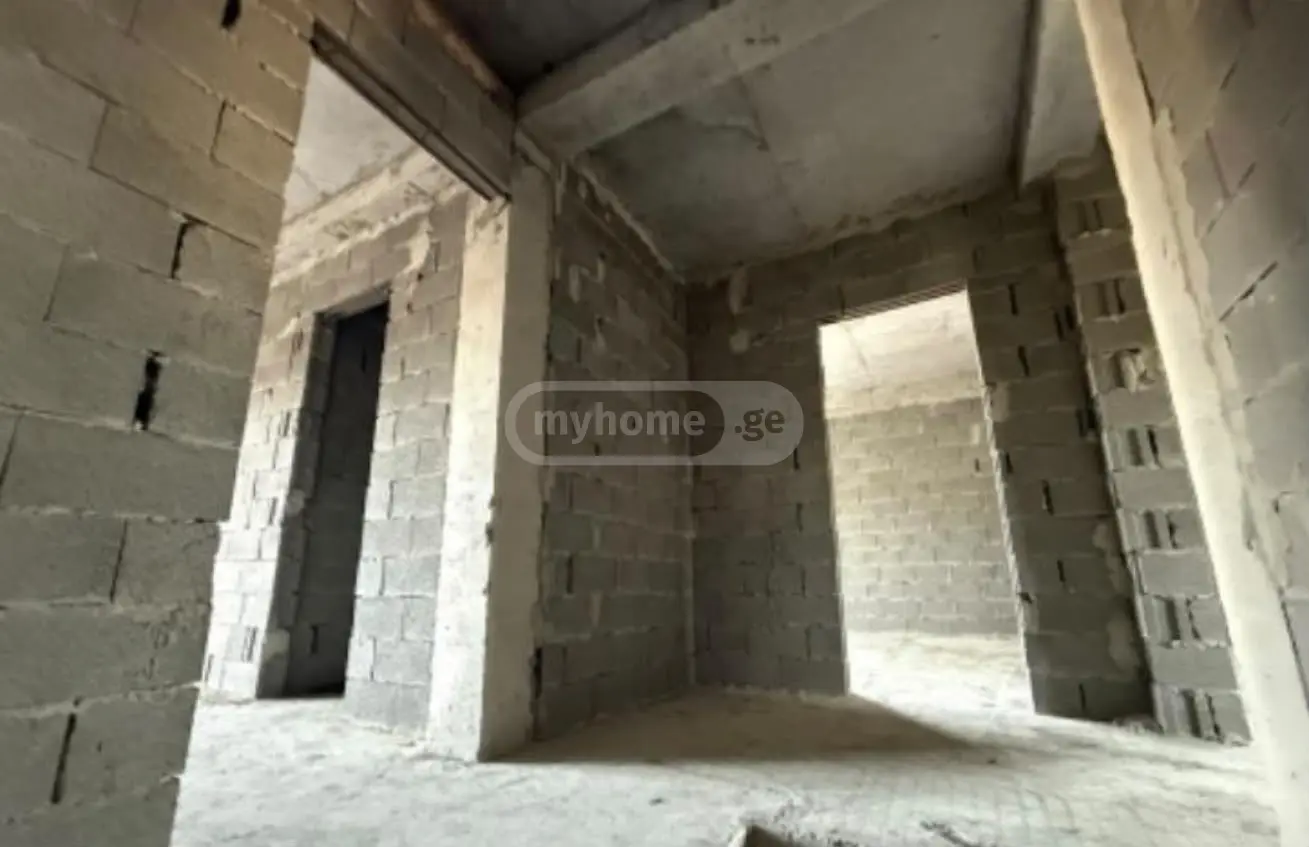 7 Room Country House For Sale view 6
