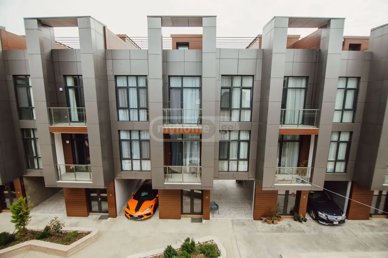 3 Room Private House For Sale view 7