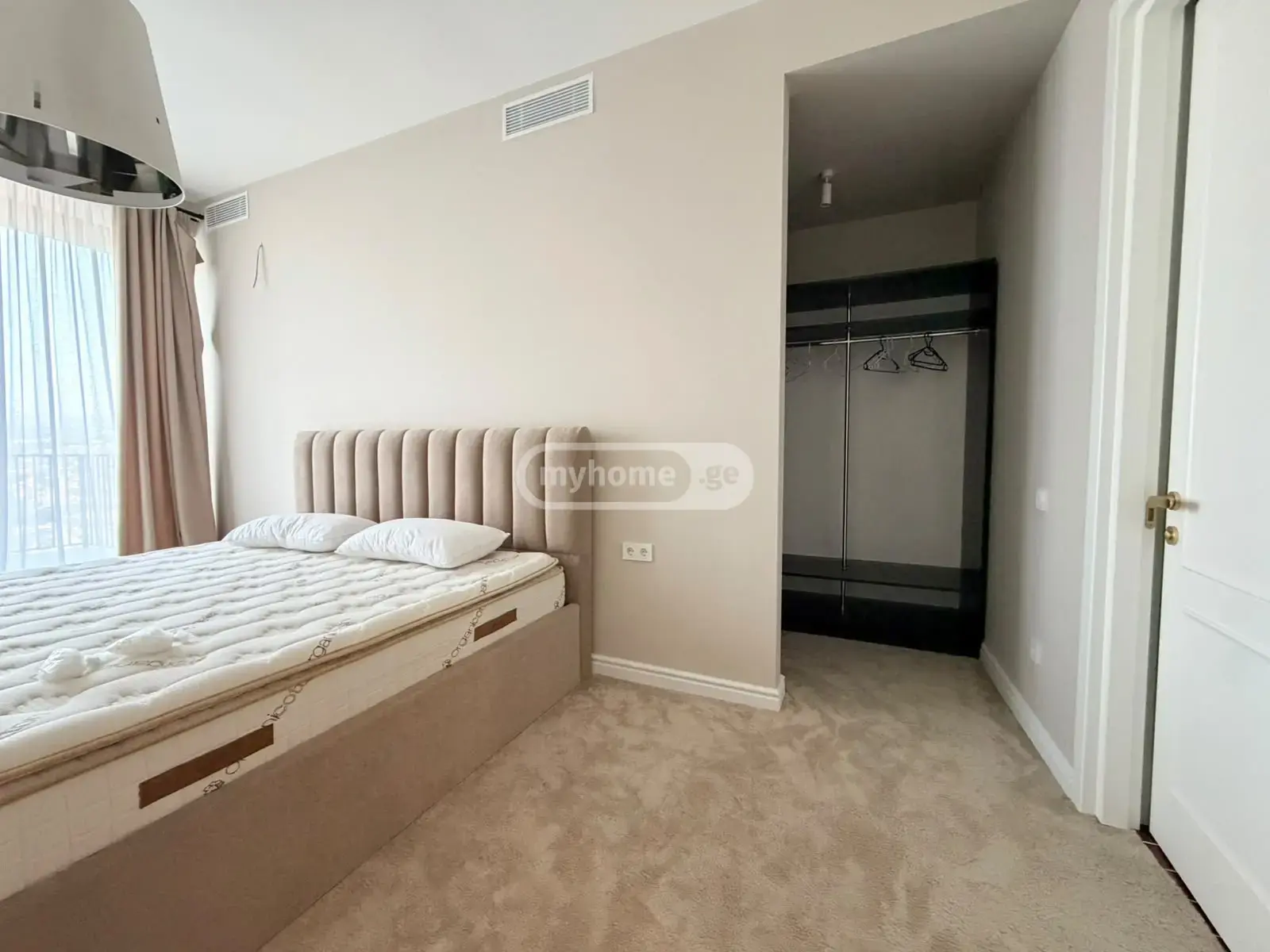 Polikarpe Kakabadze St, 47: Studio, 230.0 M² | Korter.Ge view 39