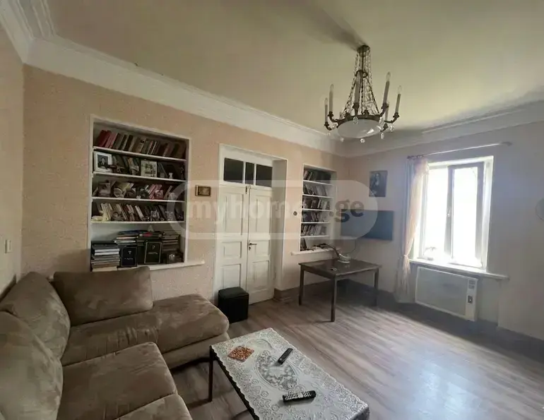 10+ Room Private House For Sale In Tskaltubo view 1