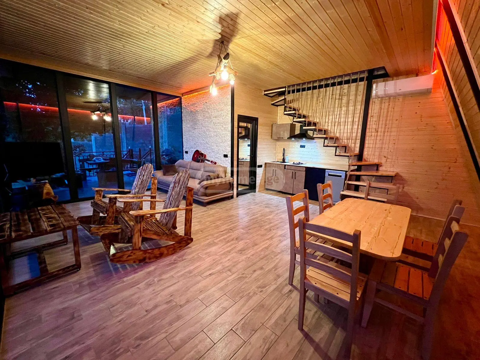 2 Room Private House For Sale view 2