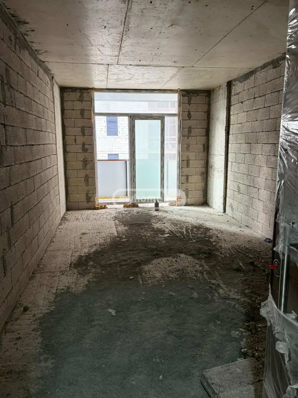 1 Room Apartment For Sale view 2