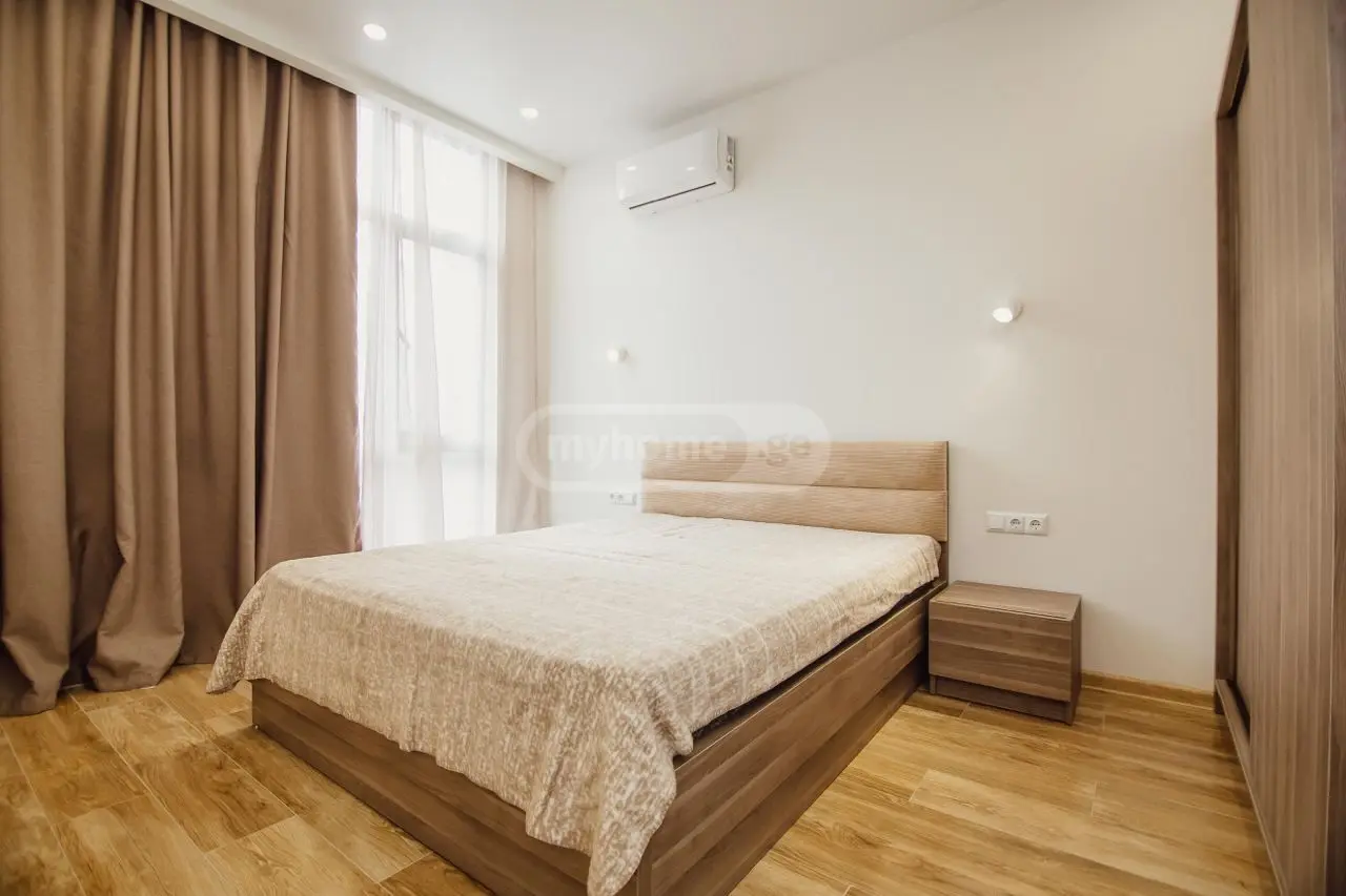 3 Room Private House For Sale view 9