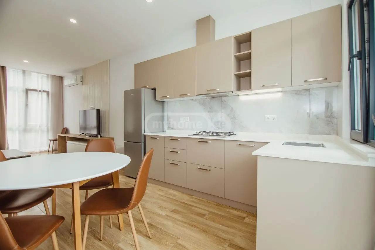 3 Room Private House For Sale view 16