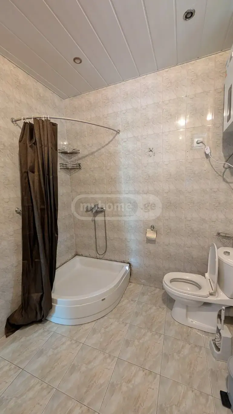 6 Room Private House For Sale view 11