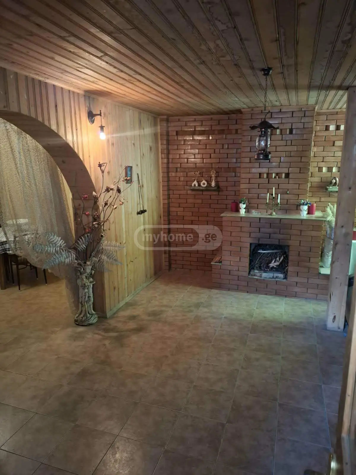 6 Room Private House For Sale view 3