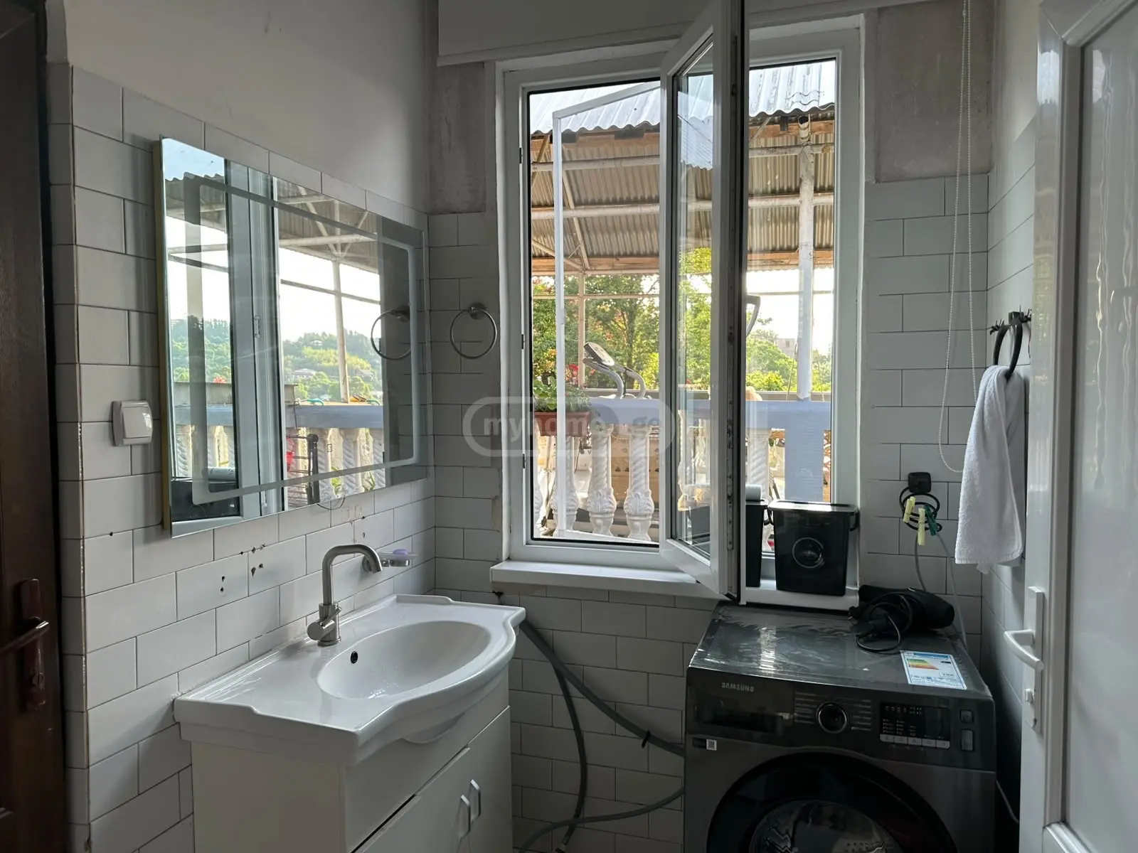 5 Room Private House For Sale view 9