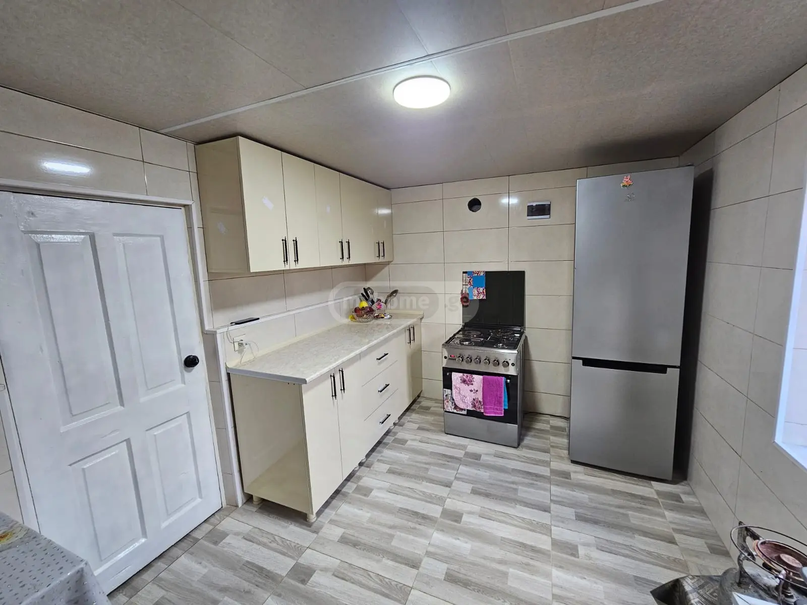 9 Room Private House For Sale view 3